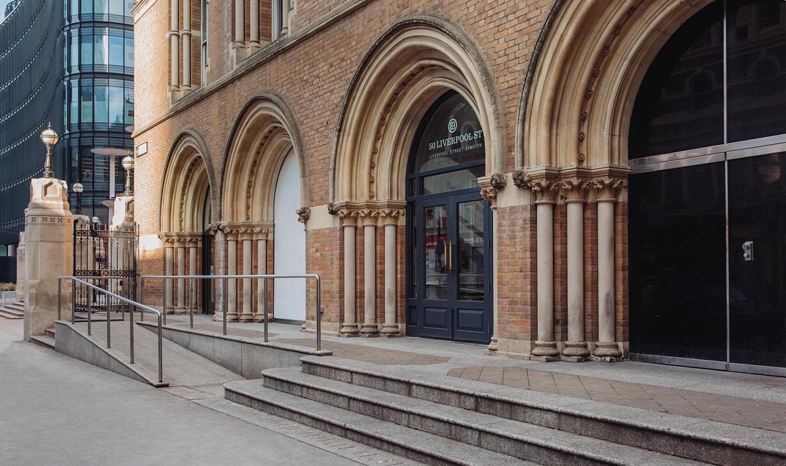 Fora 50 Liverpool Street
