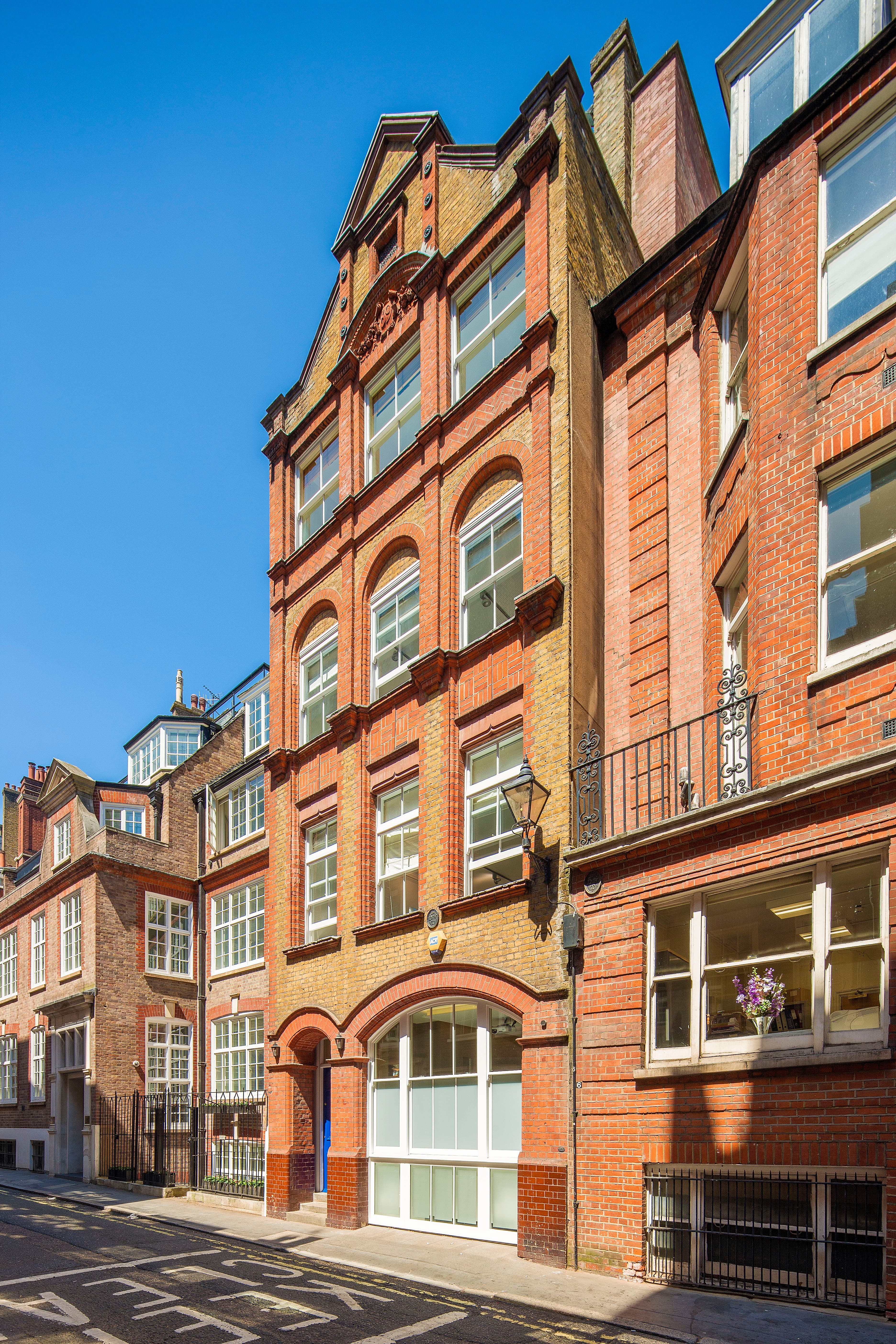 14 Old Queen Street