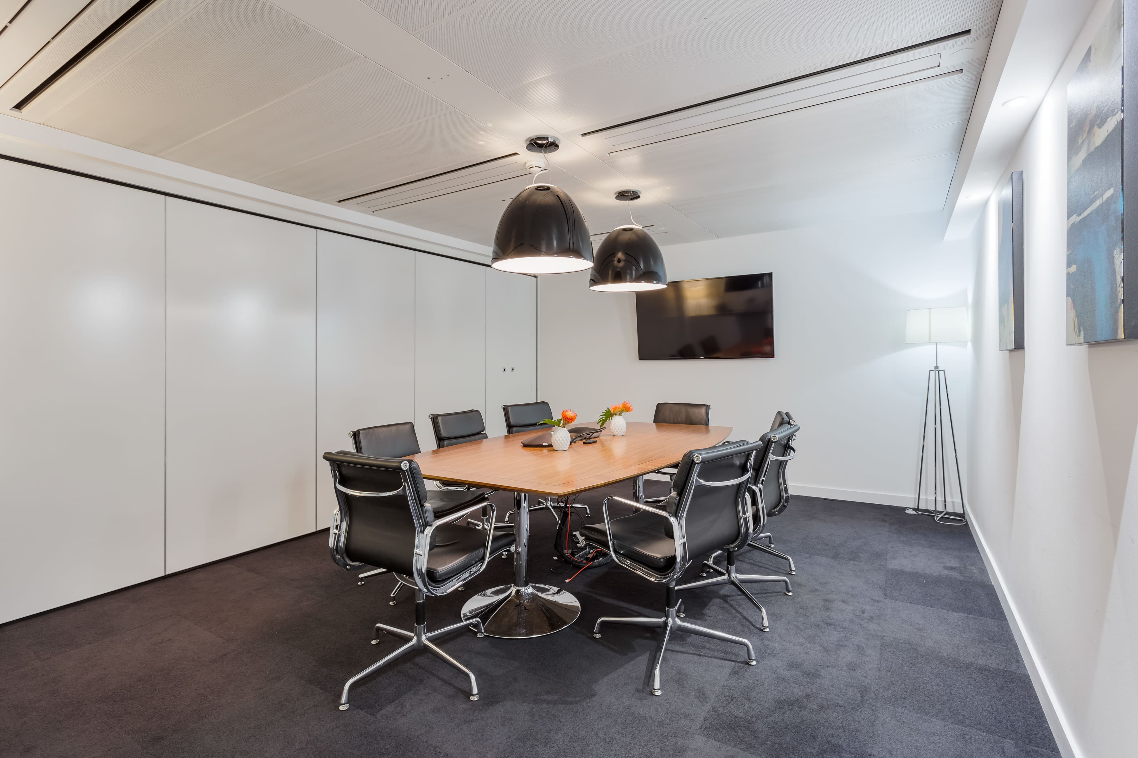 Bourne Offices - 1 Knightsbridge Green