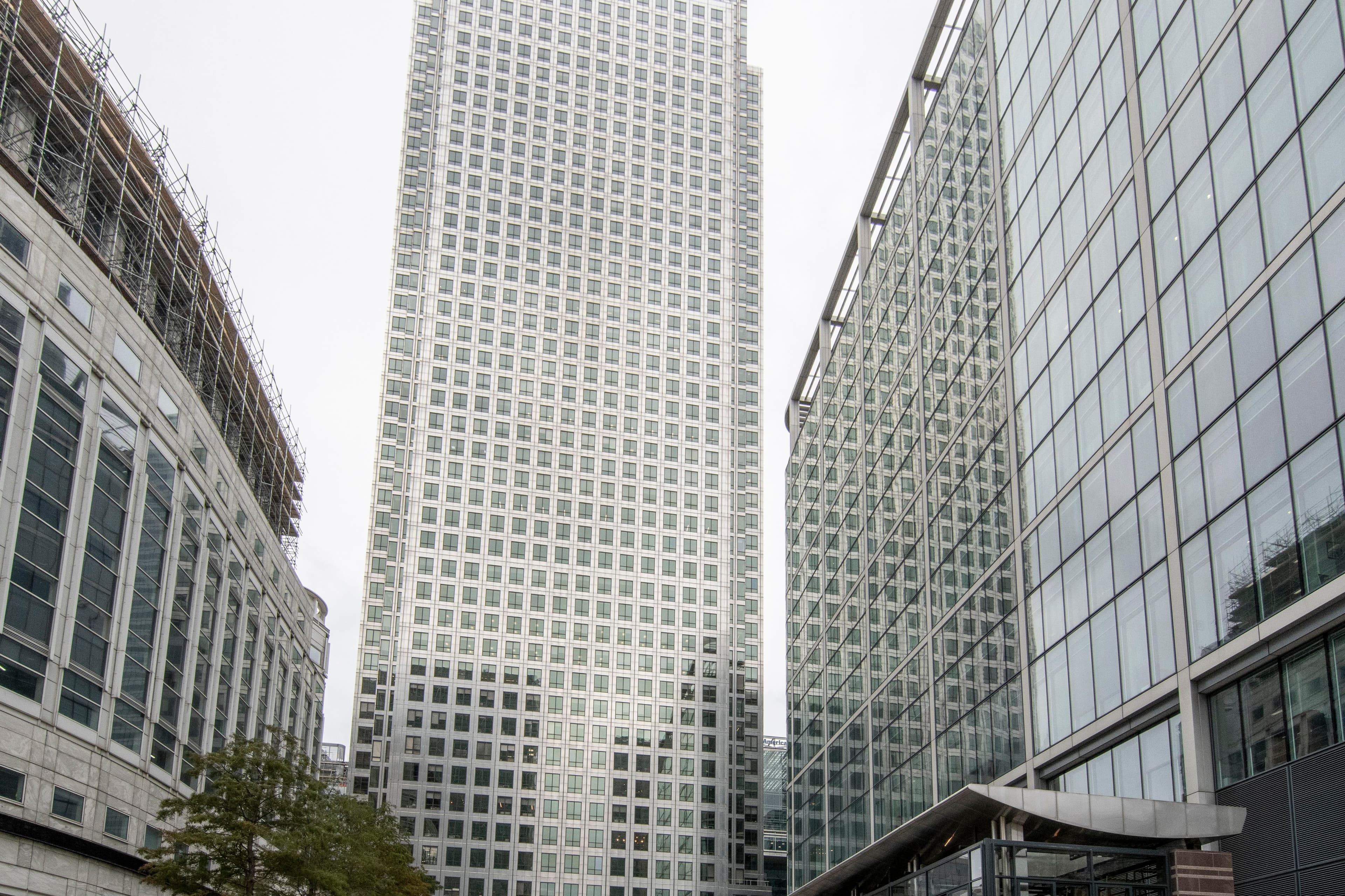 Signature - Canada Square