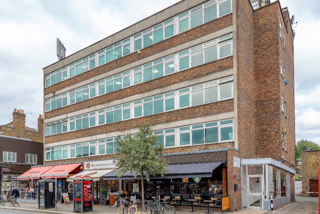 Airivo - Chiswick