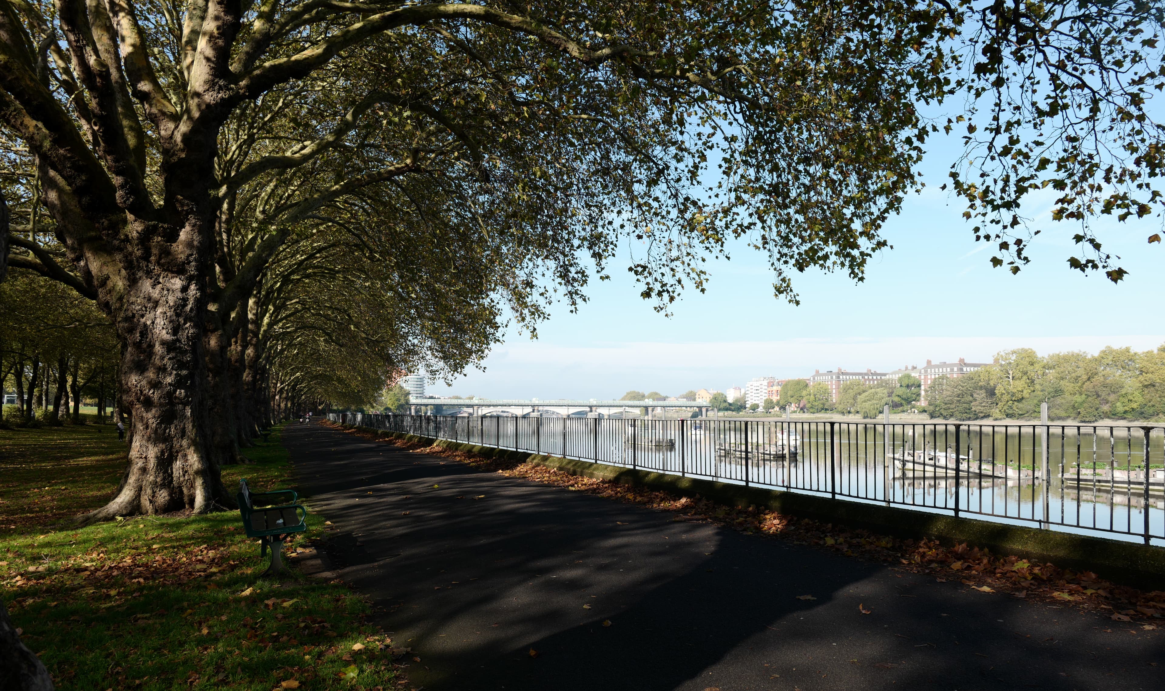Proper Office - Putney Bridge Road