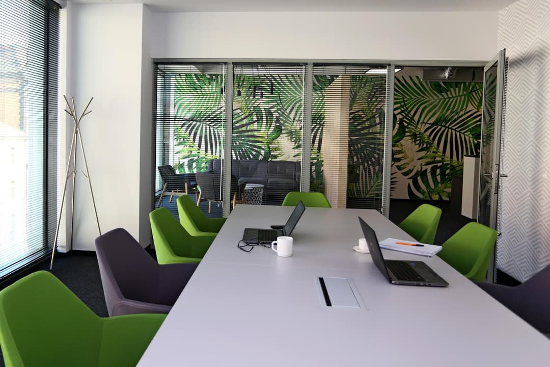 SmartOffice Retro Office House