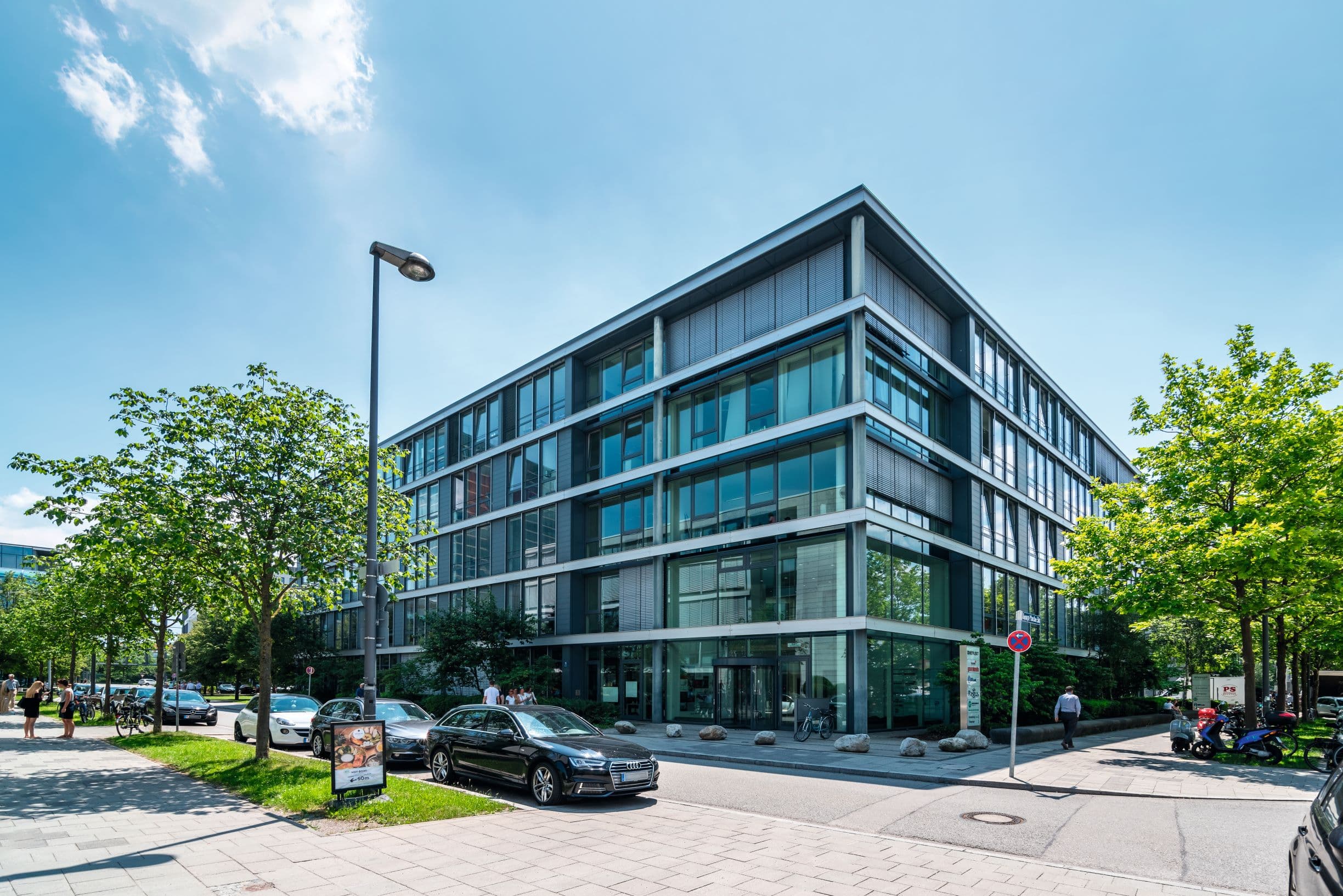 Regus Marcel-Breuer-Strasse 15