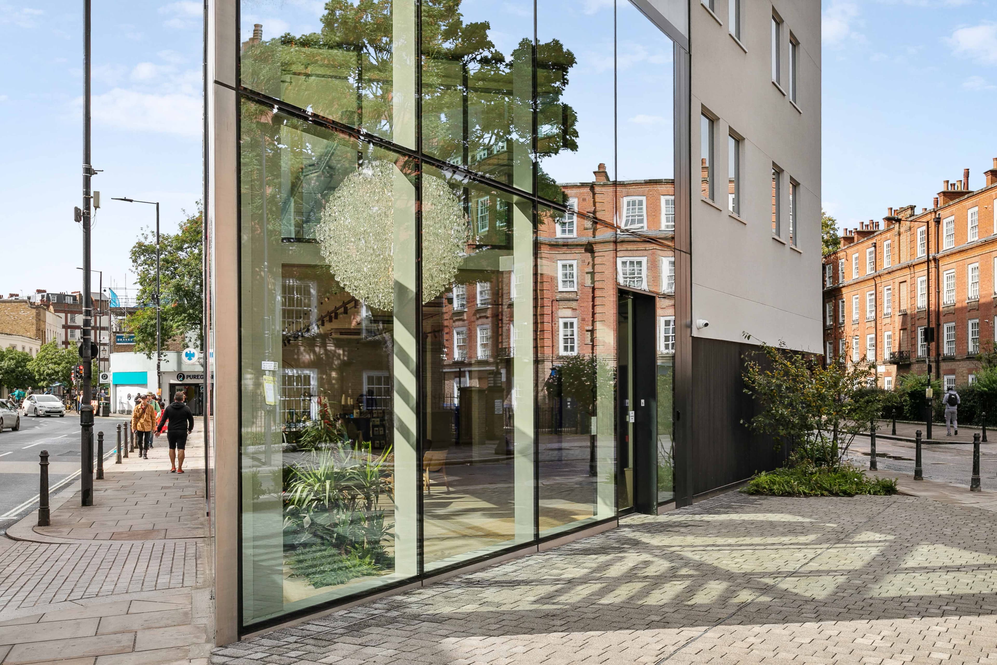 Romulus - The Fulham Centre