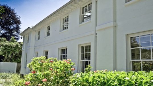 Thorncroft Manor