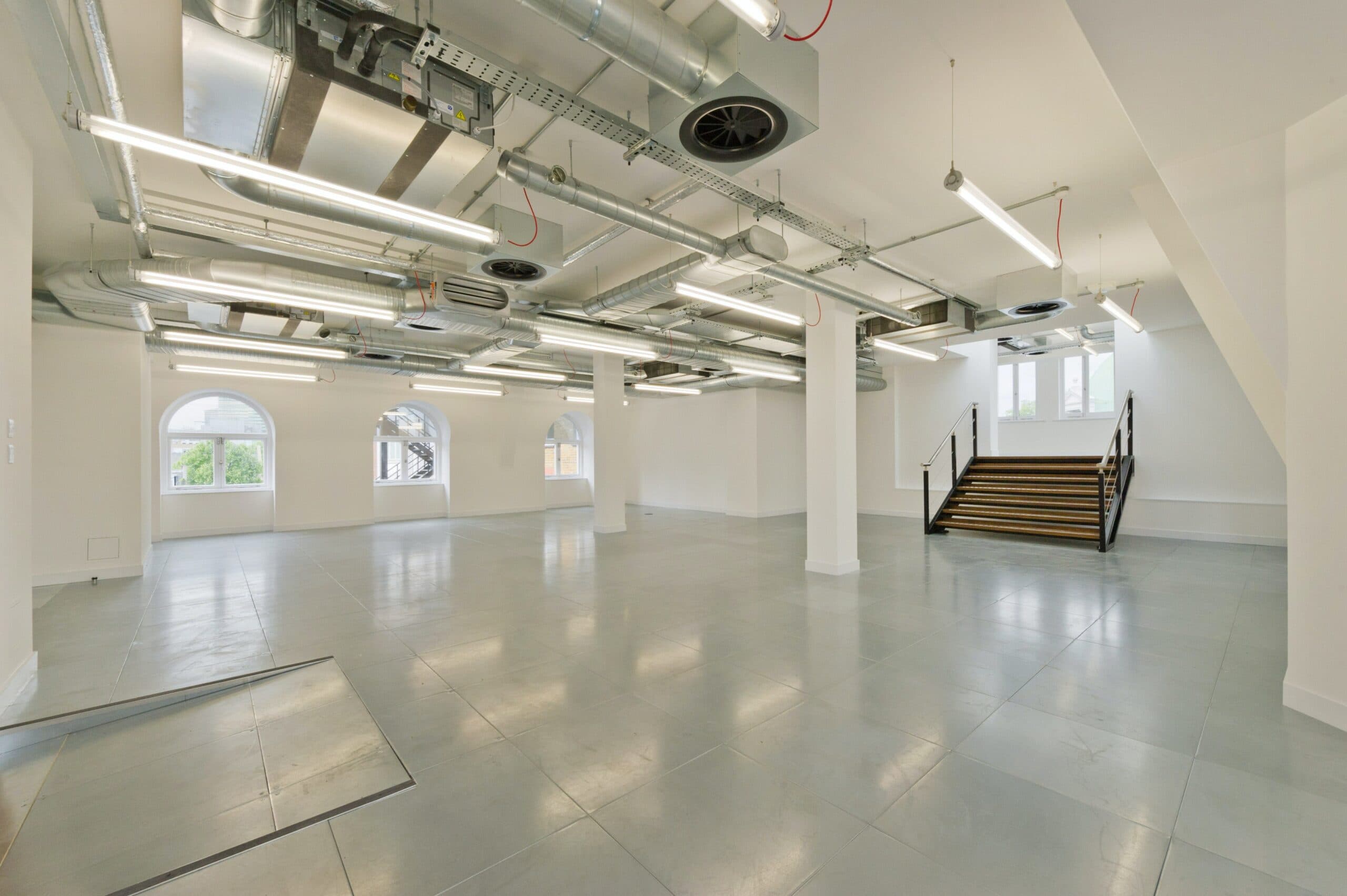 LDG - King's Court - 2-16 Goodge Street