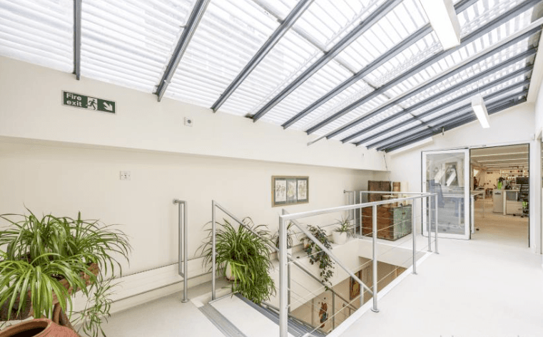 LDG - 16 Huntsworth Mews