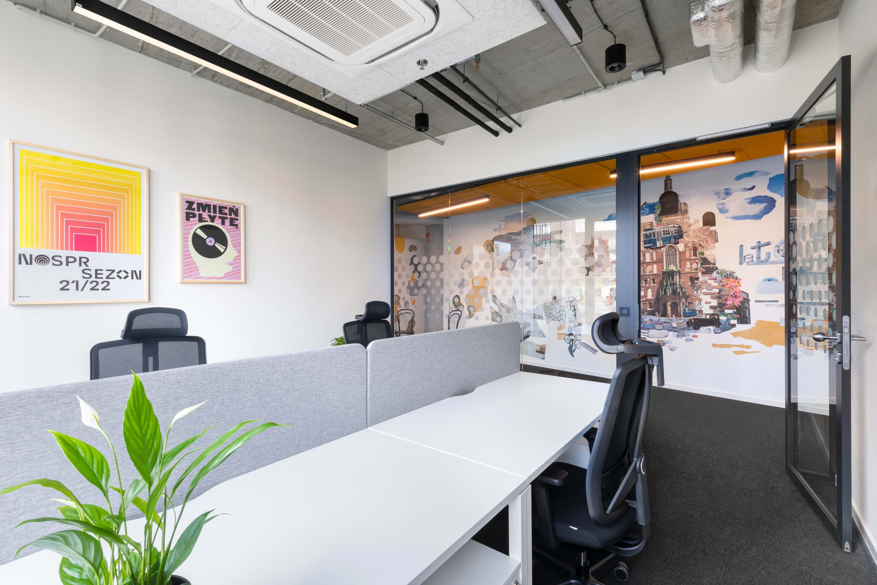 Cowork by Memos Mogilska35