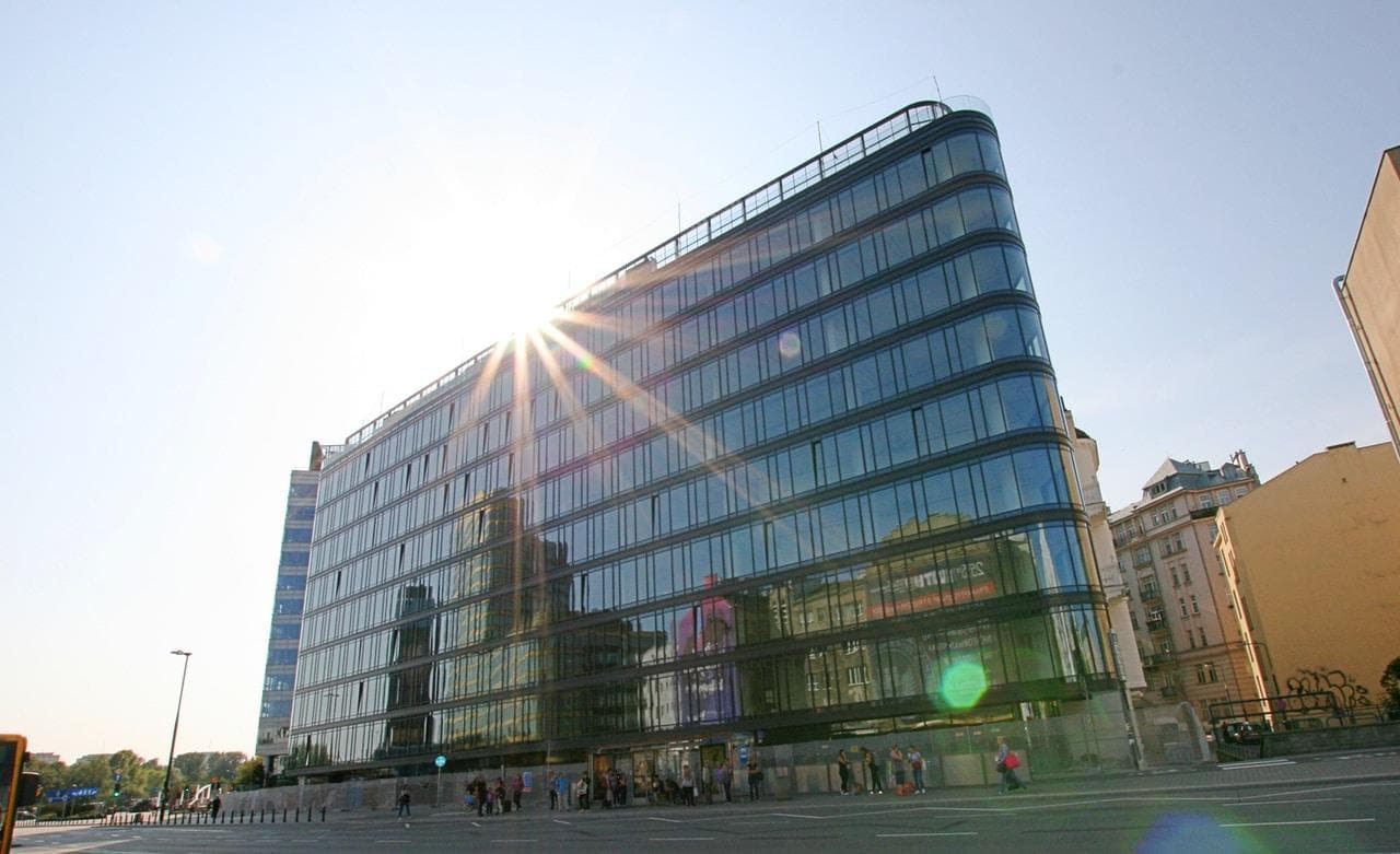 Regus Polna Corner