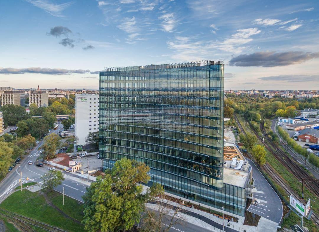 Biznes Zone - Carbon Tower