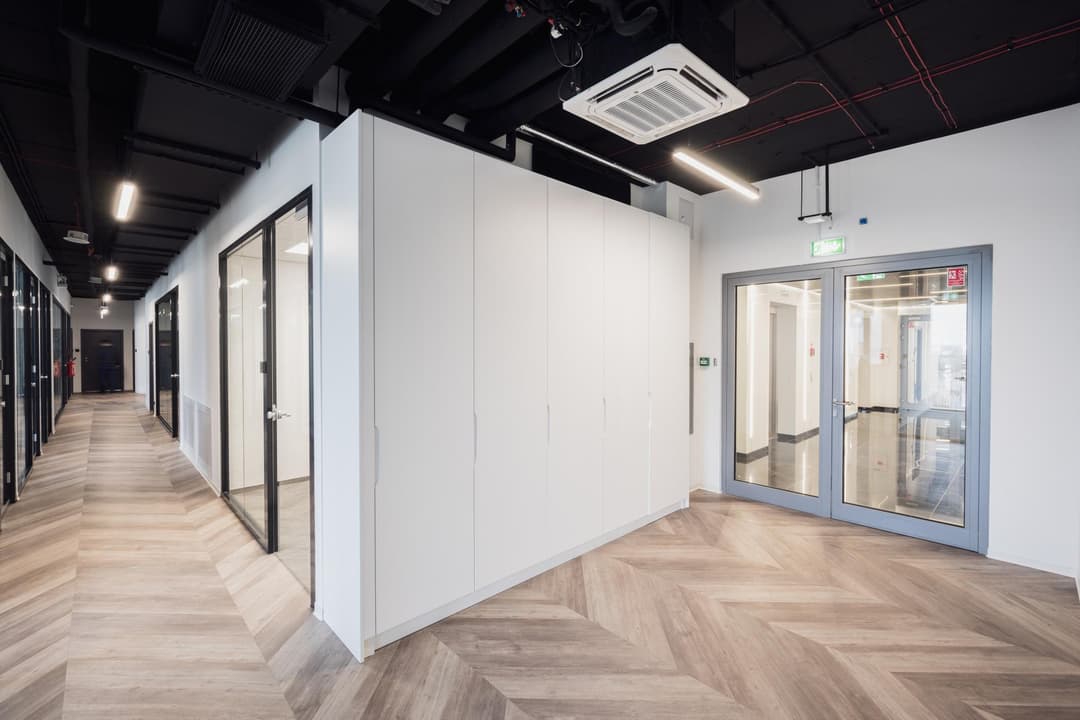 Biznes Zone - Carbon Tower