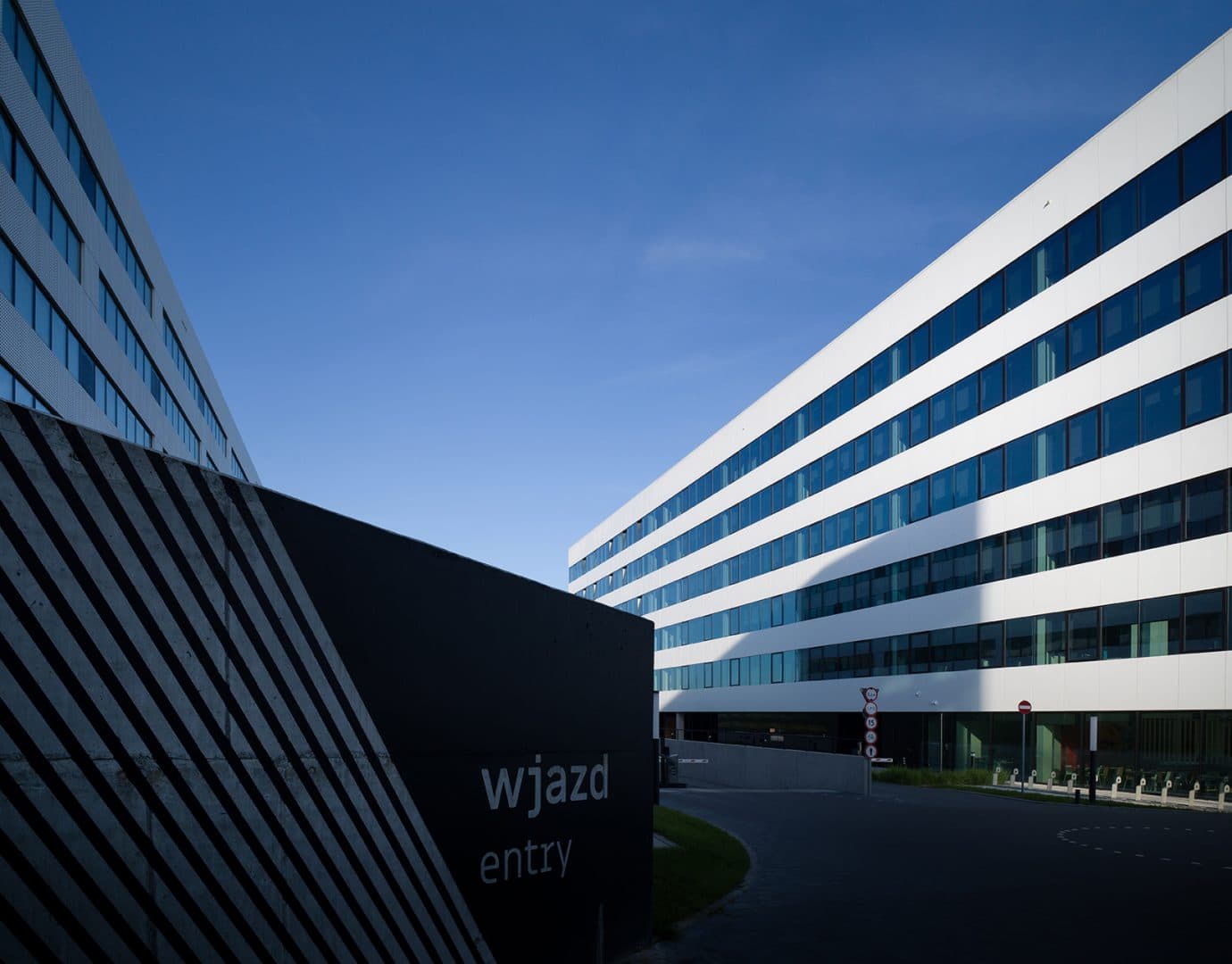 Dot Office F2