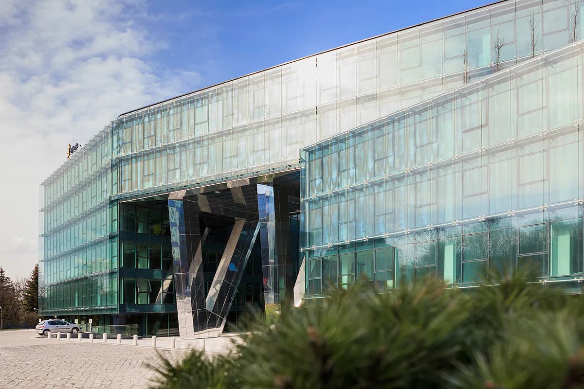 Equal Business Park B