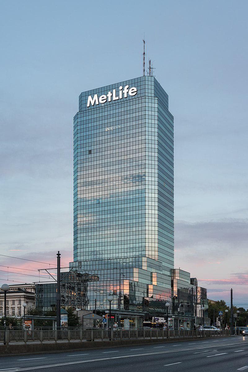 Blue Tower / Błękitny Wieżowiec