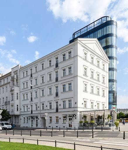 Zabytkowa Kamienica Mieszkalna Polna Corner