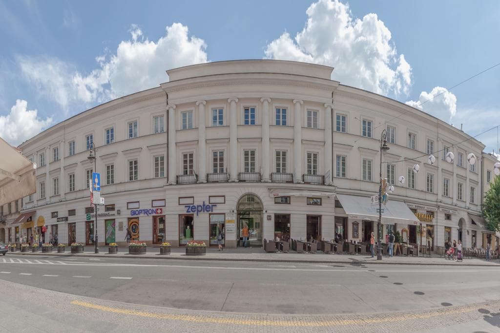 Nowy Świat 64