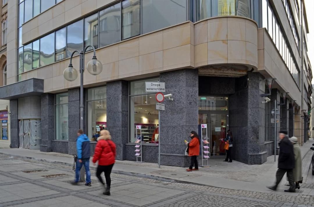 Business Center Save The World