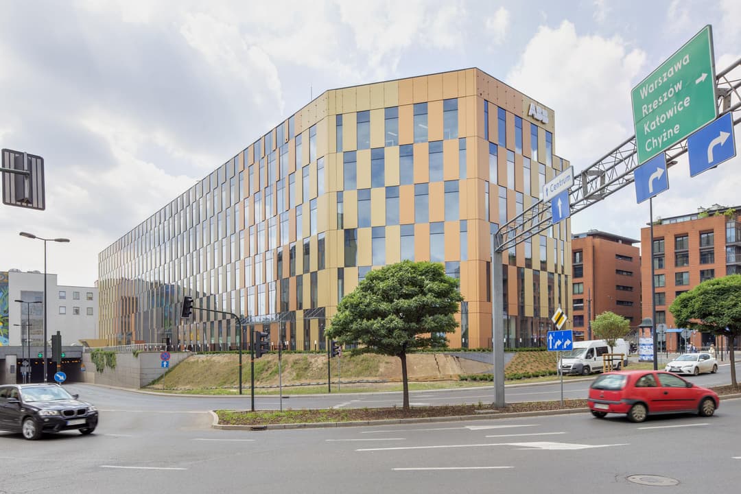 High Five - Budynek 1