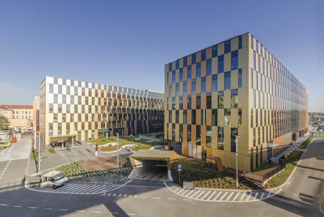 High Five - Budynek 1