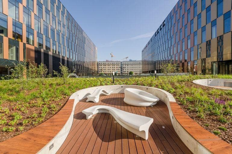 High Five - Budynek 1