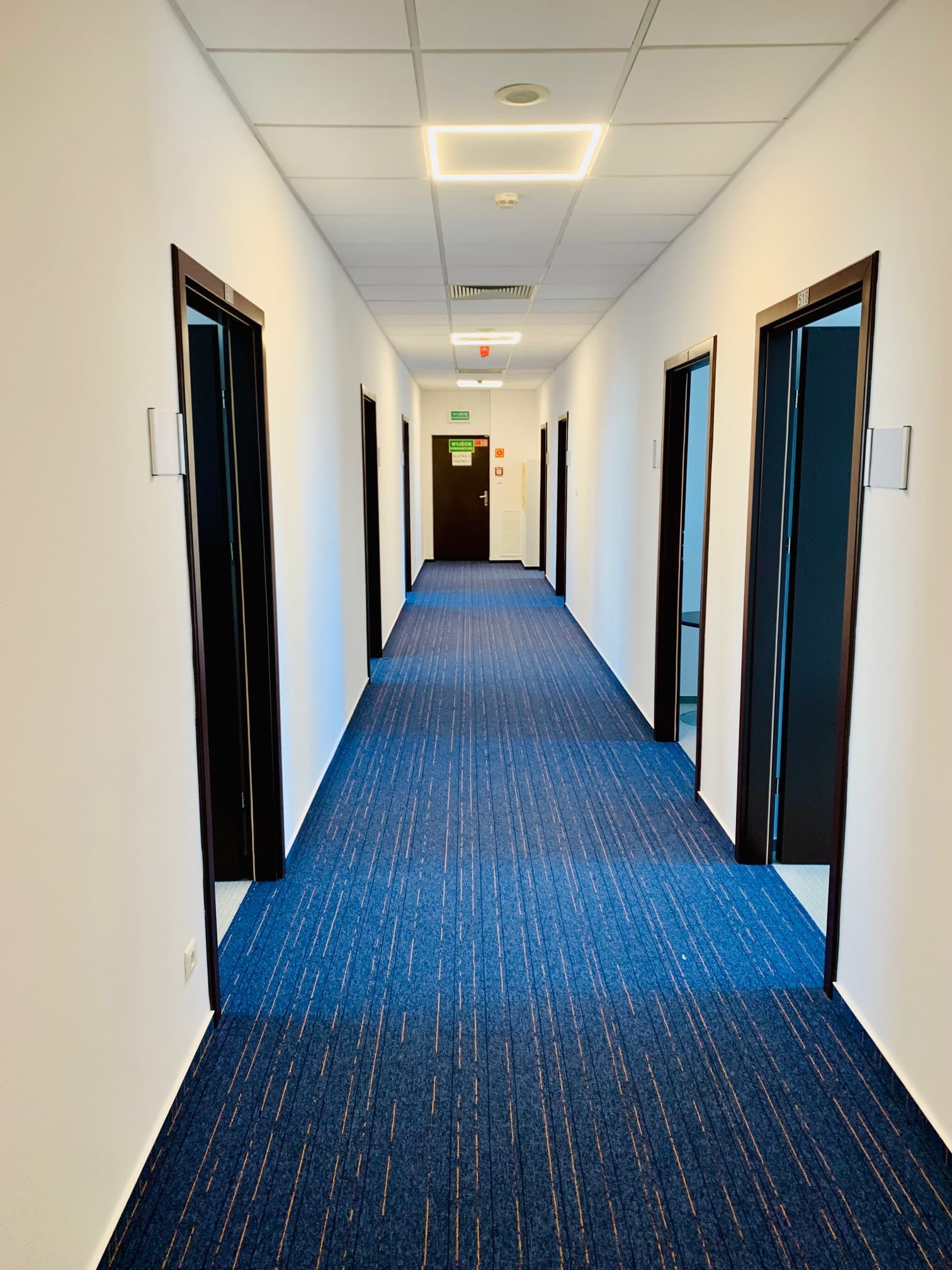Roma Office Center