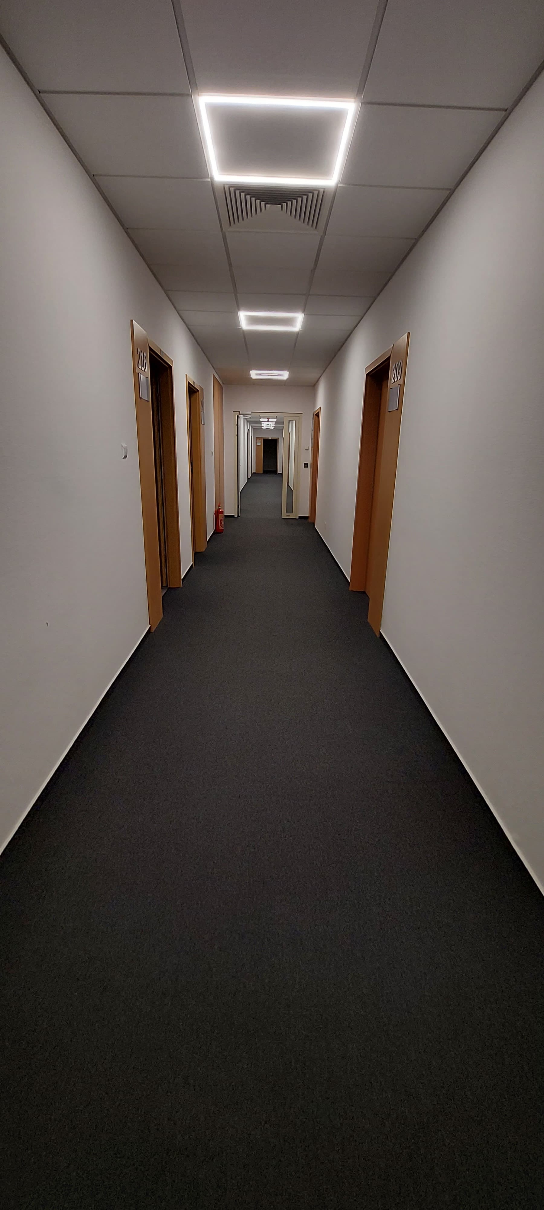 Roma Office Center