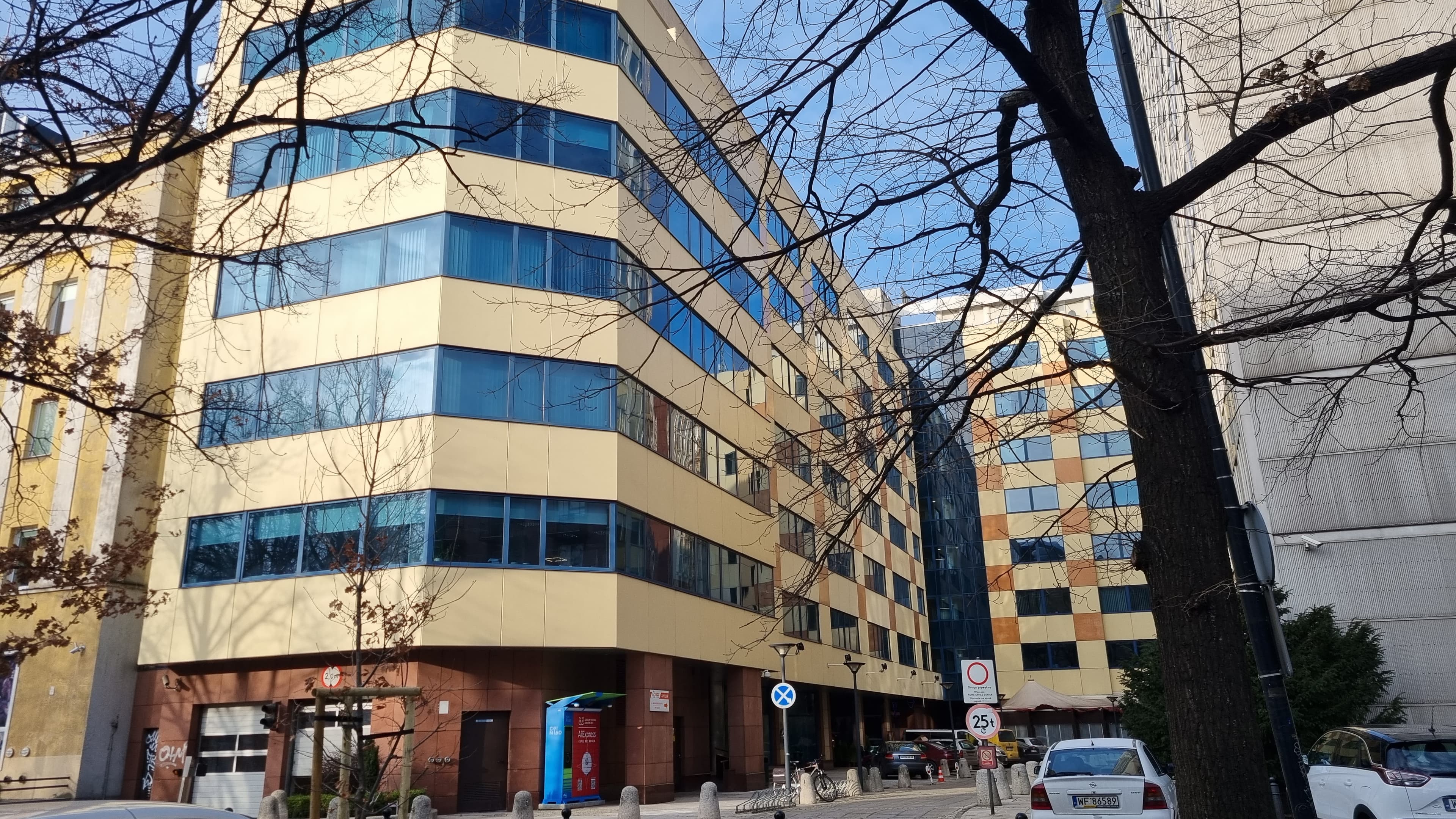 Roma Office Center