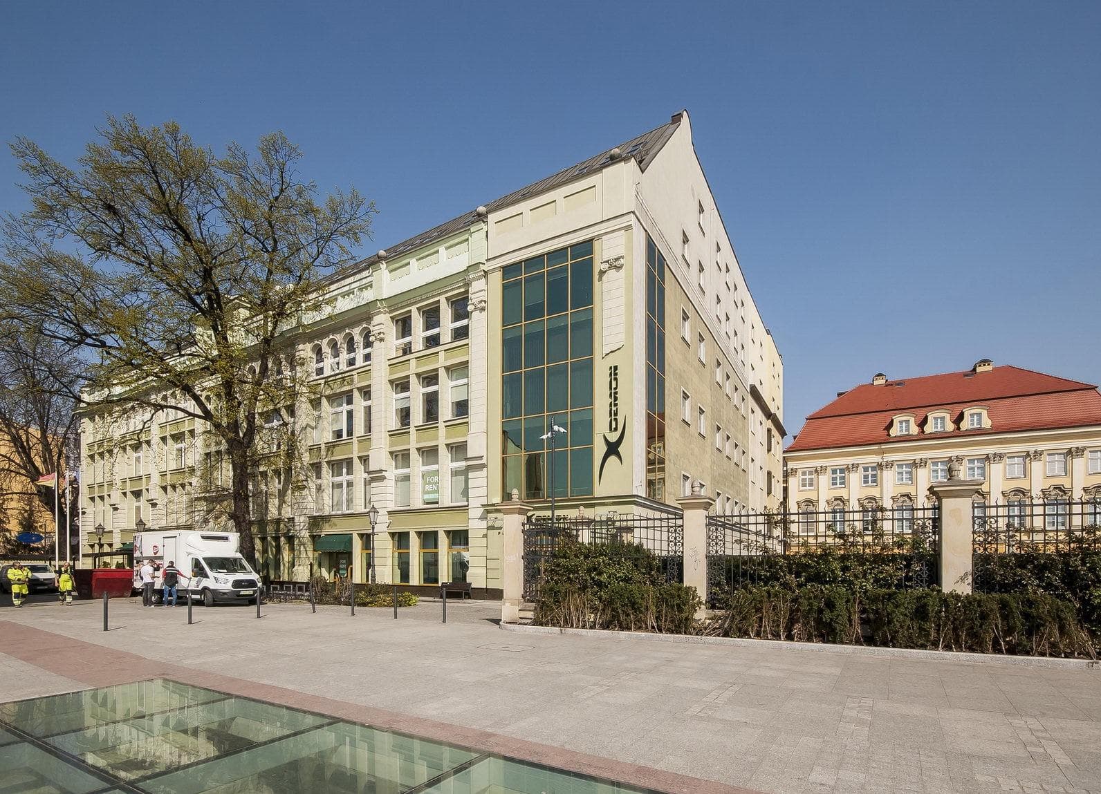 Pod Złotym Dębem