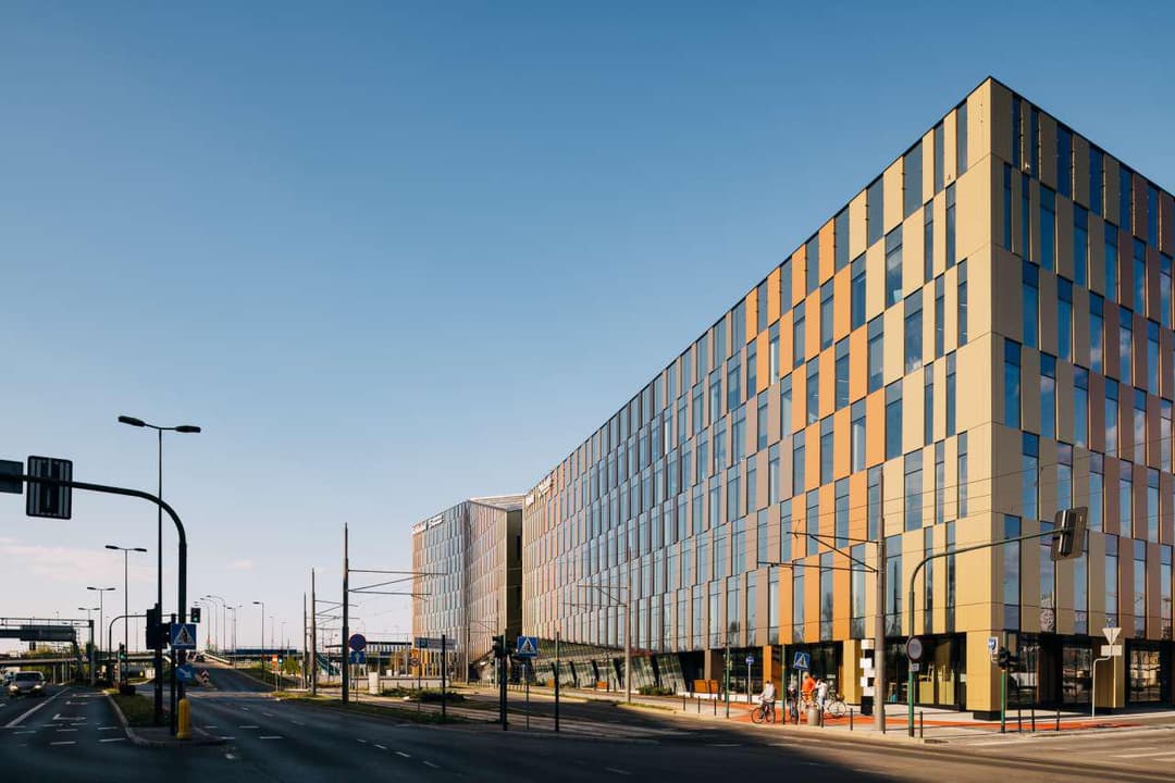 High Five - Budynek 4