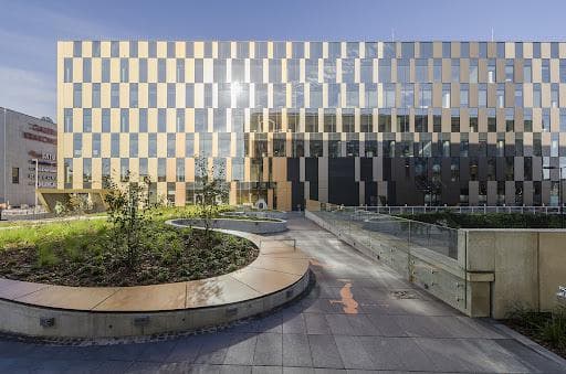 High Five - Budynek 5