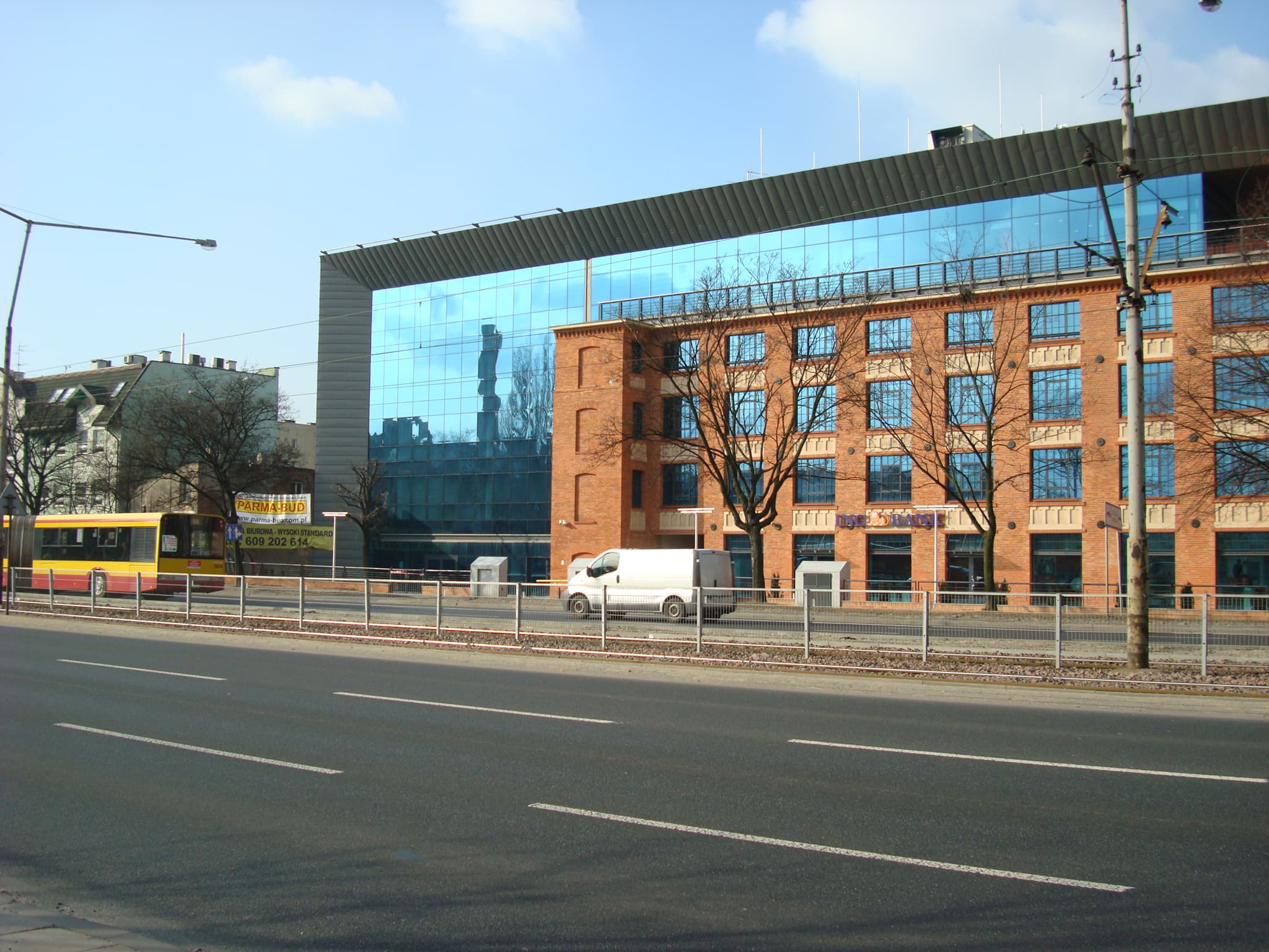 Centrum Biznesu Kopcińskiego 77