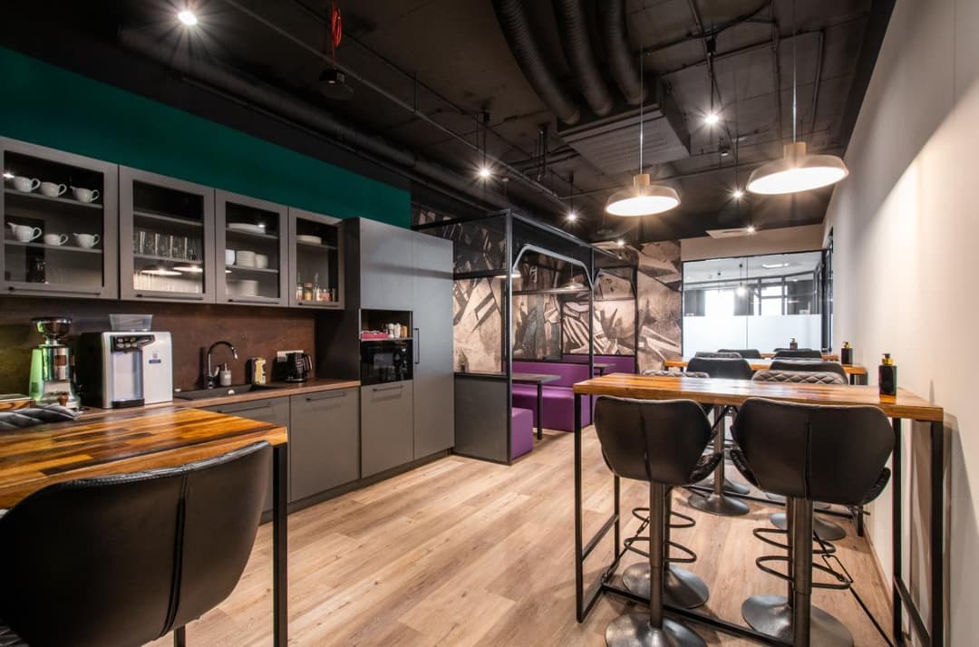 OmniOffice - The Warsaw HUB