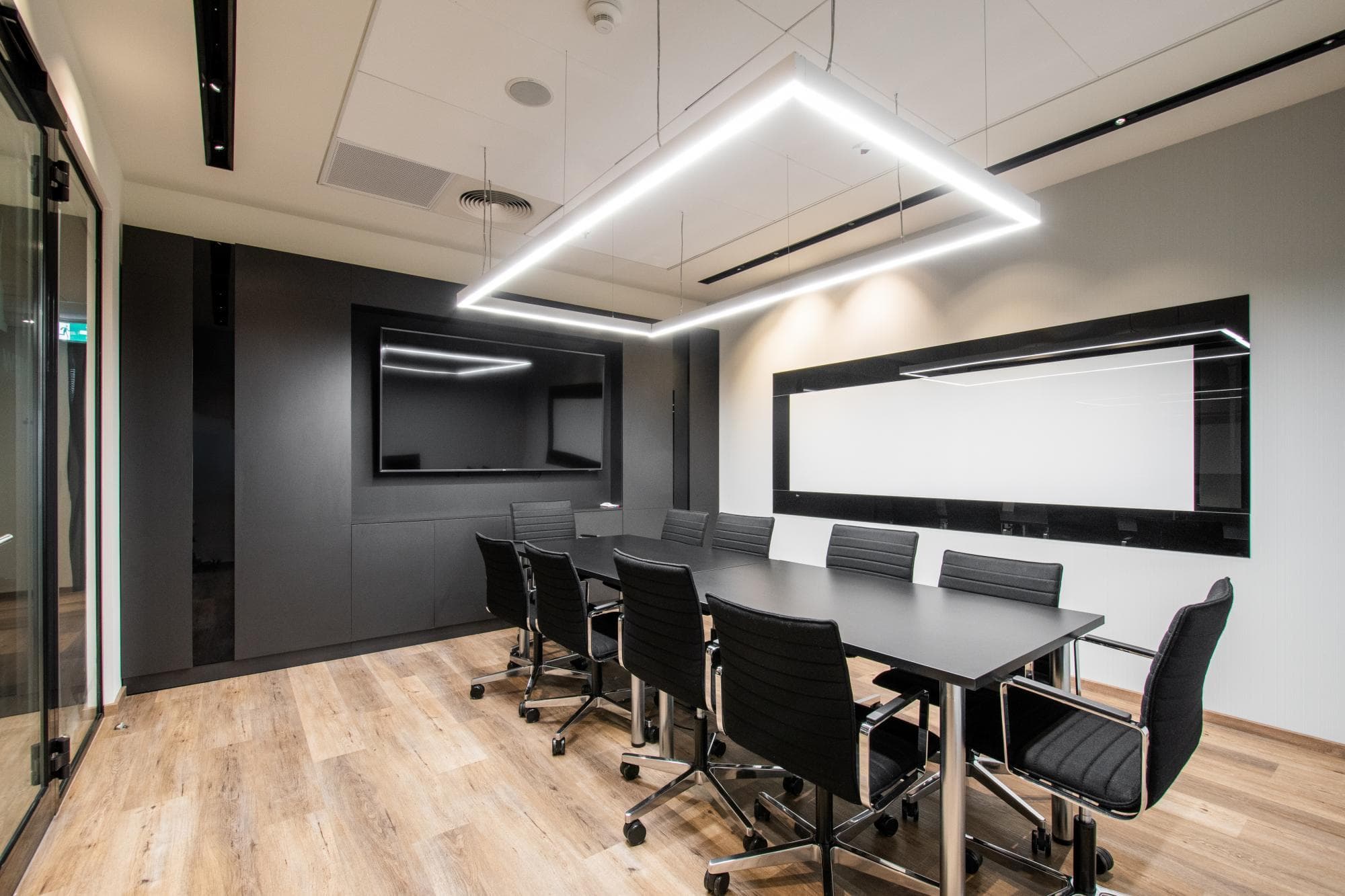 OmniOffice - The Warsaw HUB