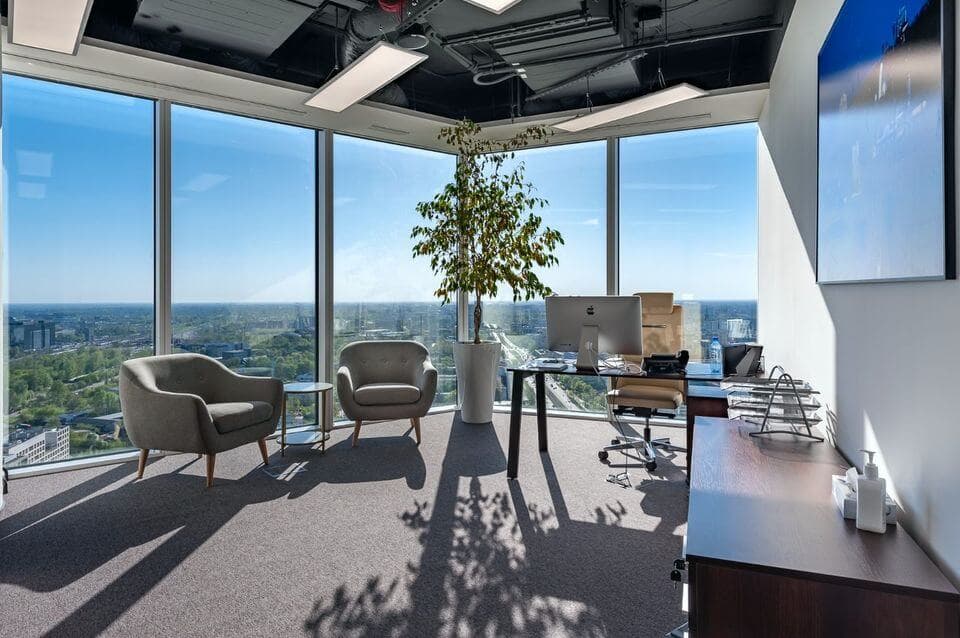 OmniOffice - The Warsaw HUB