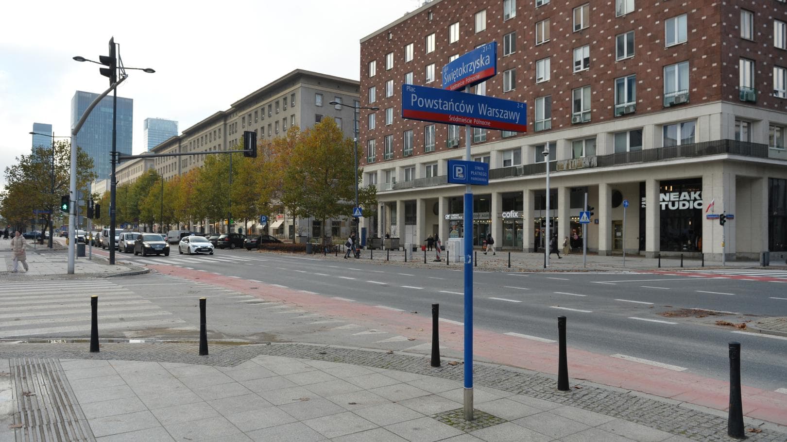 Świętokrzyska 16