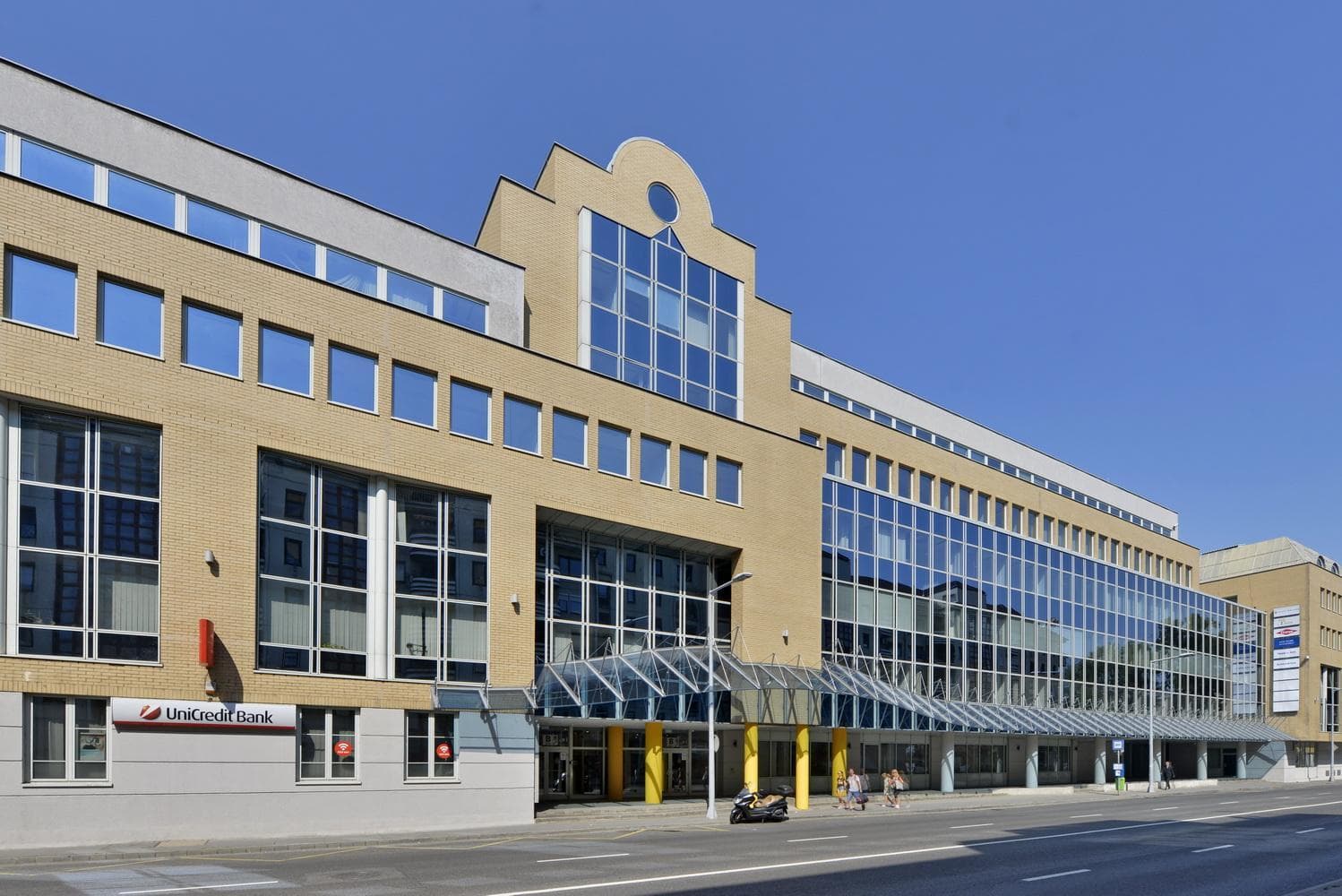 DBH Buda Square
