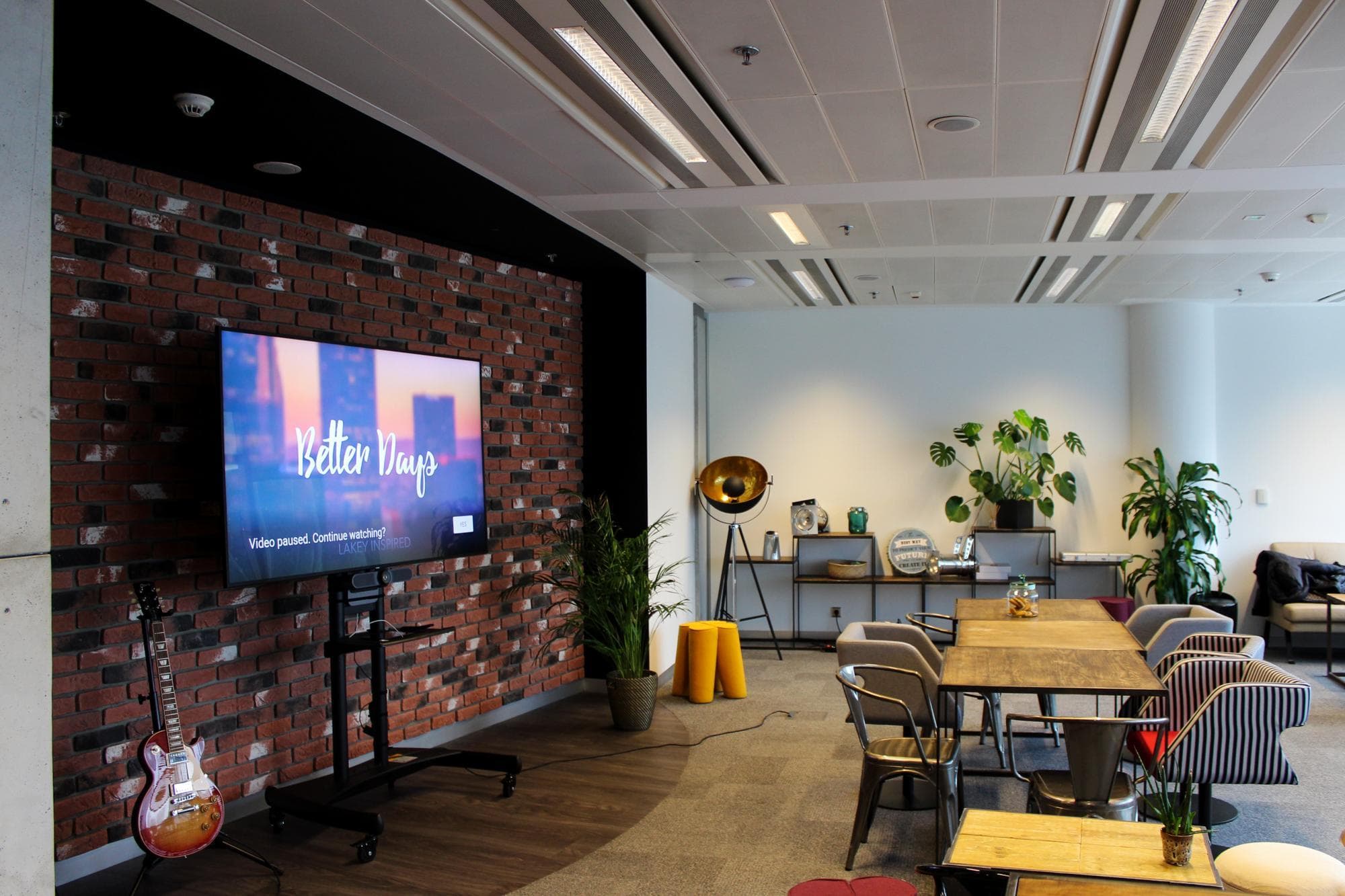 Explorer HQ