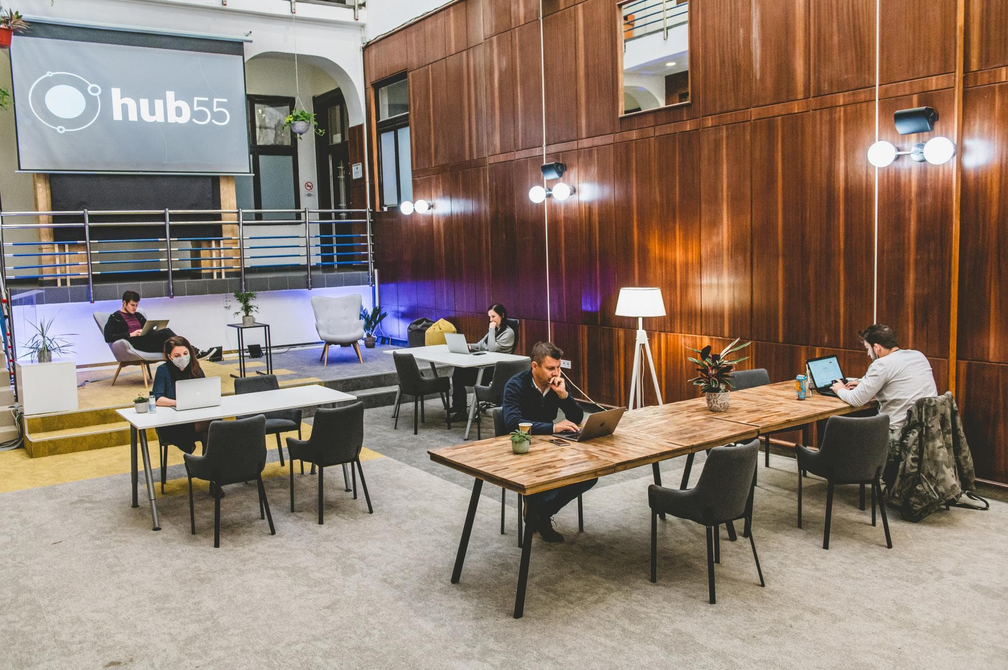 HUB55