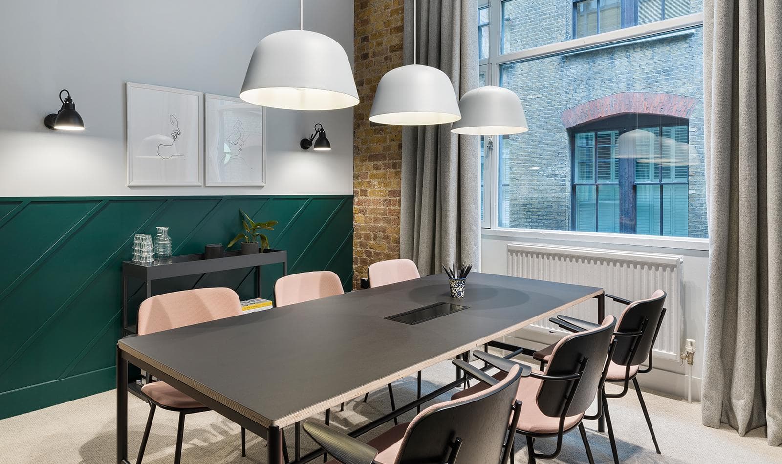 Fora 24 Greville Street
