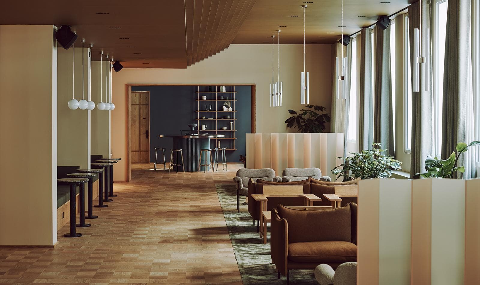 Fora Summit House 