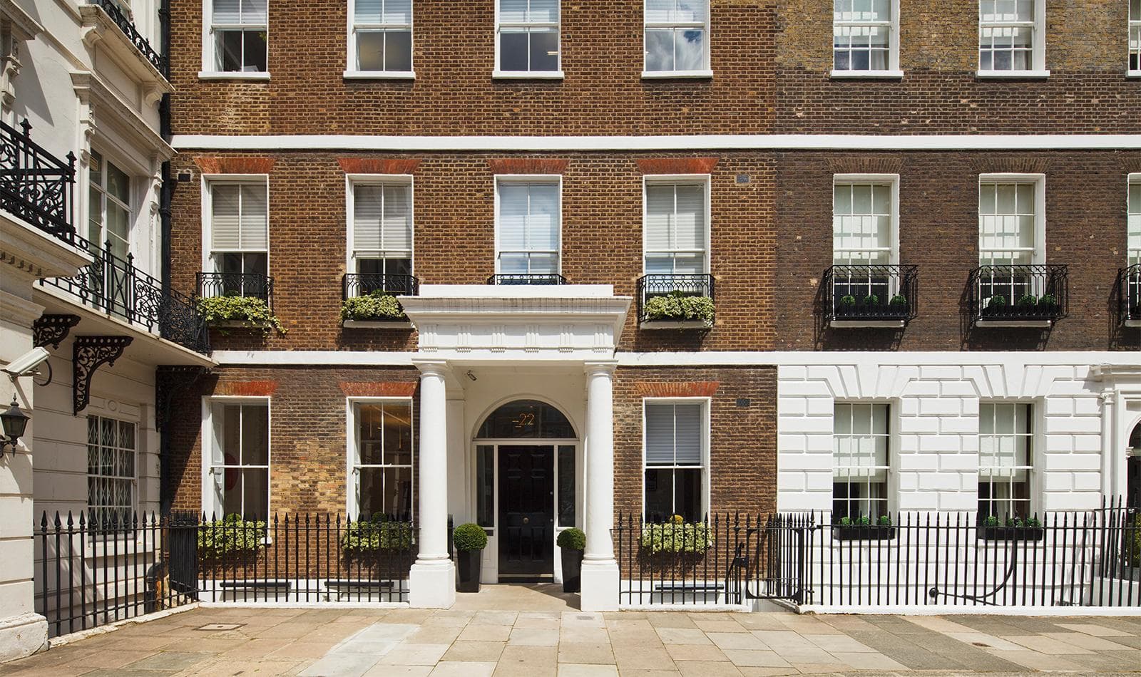 Fora Manchester Square