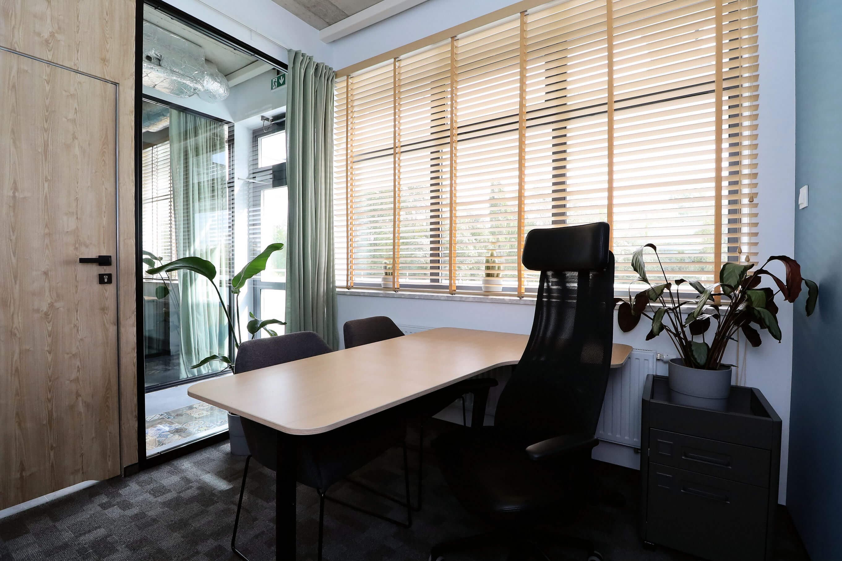 Office 1 pers.