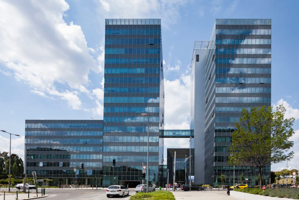 Duna Tower Irodaház