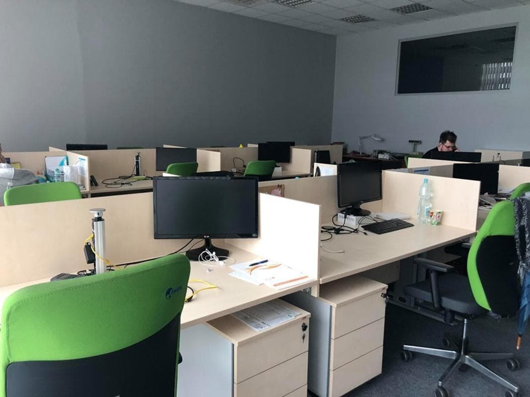 Office 22 pers.