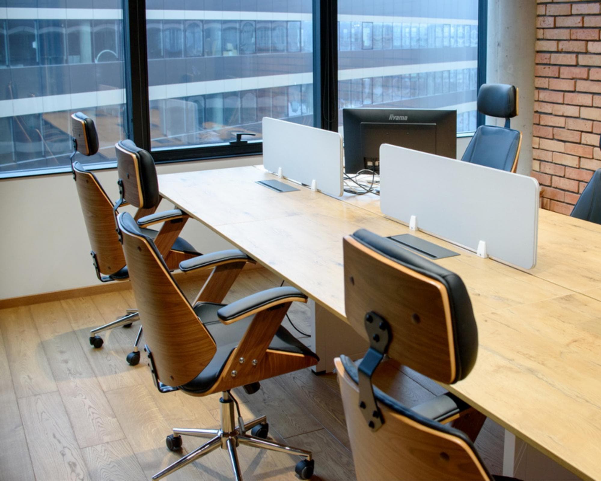 Office 5 pers.