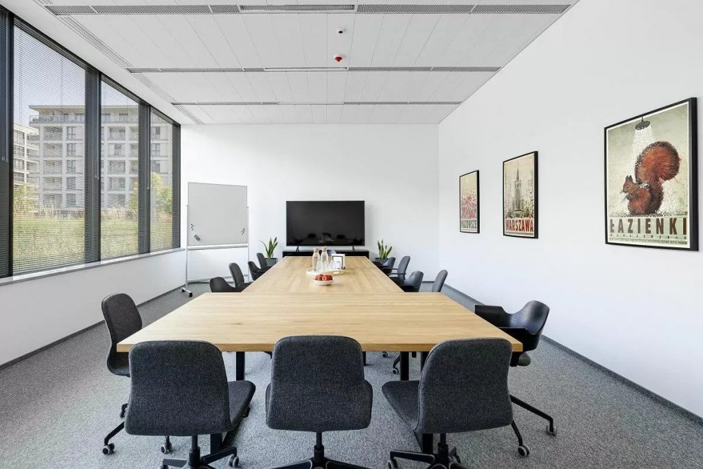 Large conference room inside New Work Neopark,