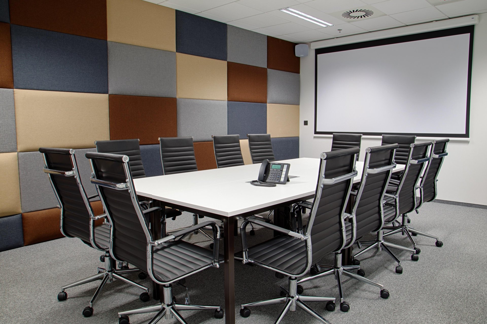 Meeting room for 16 pers. in G43 Office Center
