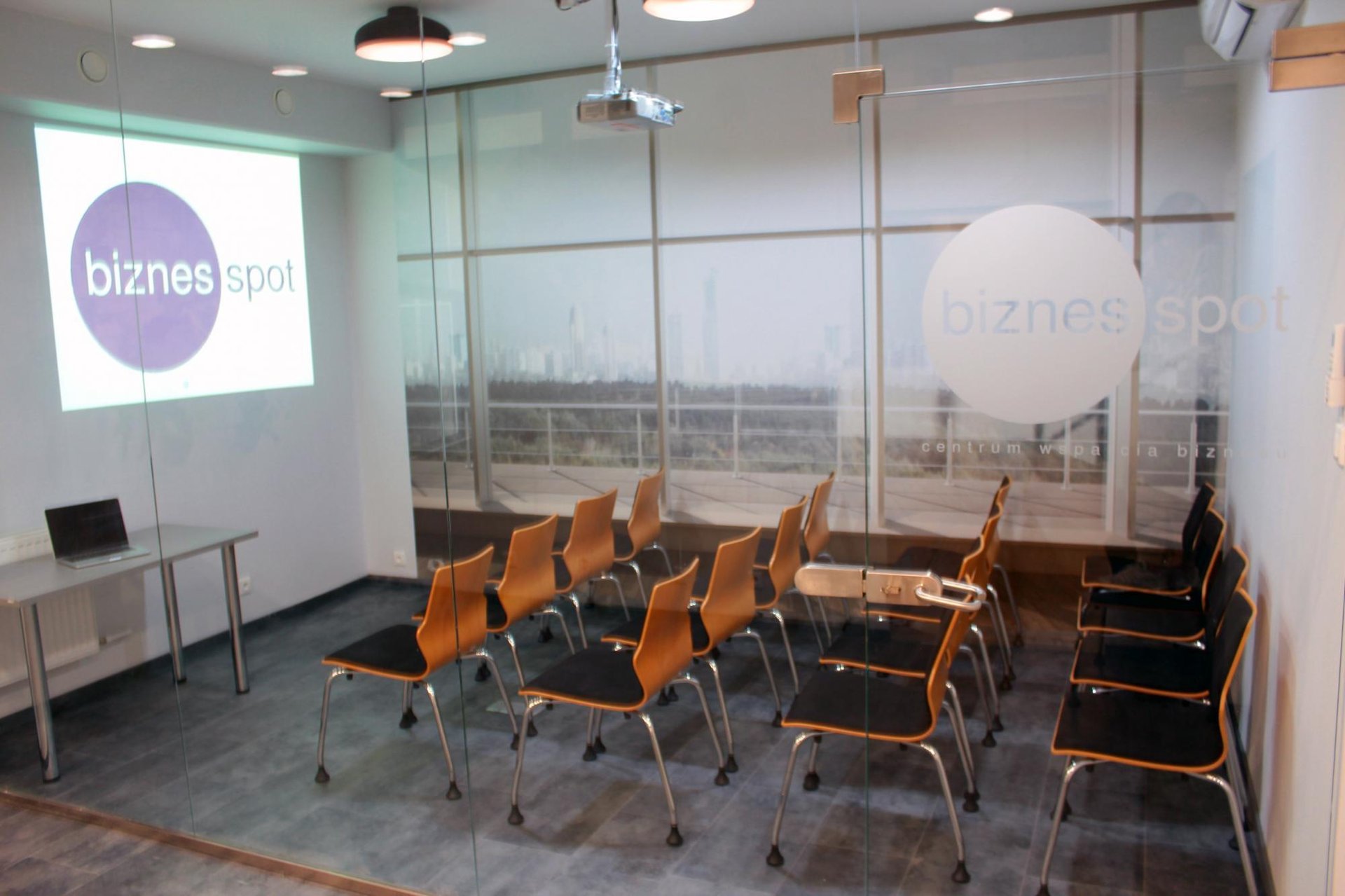 Meeting room for 16 pers. in Biznes Spot Nowogrodzka
