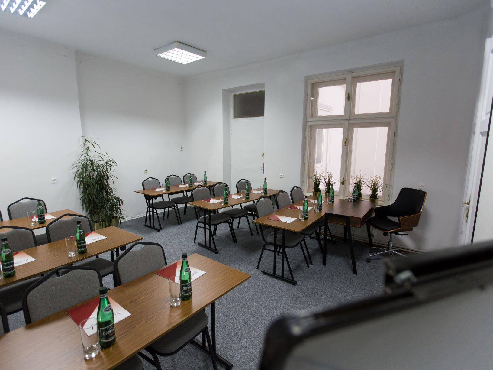 Meeting room for 27 pers. in Krakowski Coworking